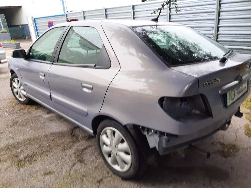 citroen xsara berlina del año 2001