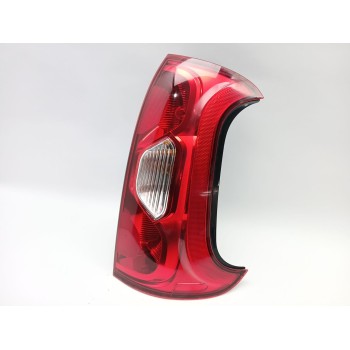 PILOTO TRASERO DERECHO 51843642 