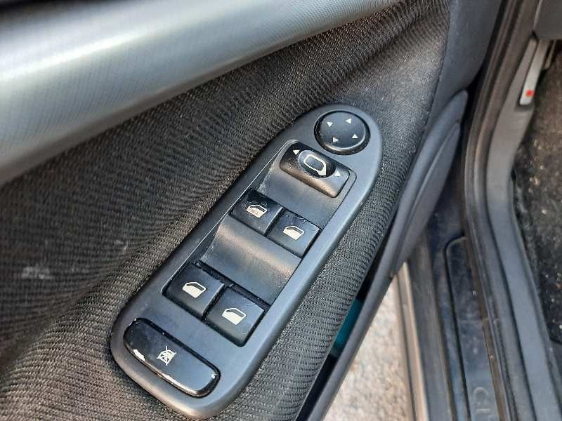 citroen c5 berlina del año 2005