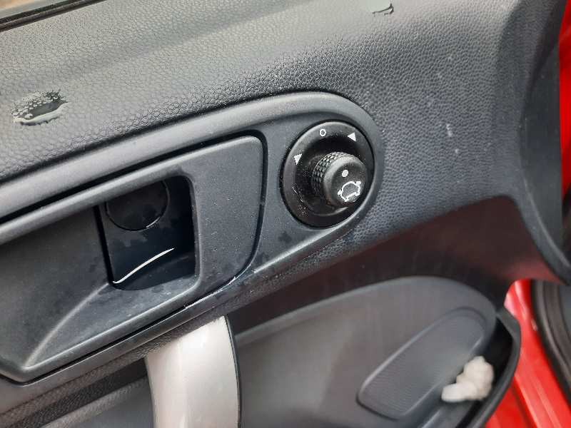 ford fiesta (cb1) del año 2010