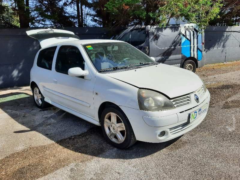 renault clio ii fase ii (b/cb0) del año 2004