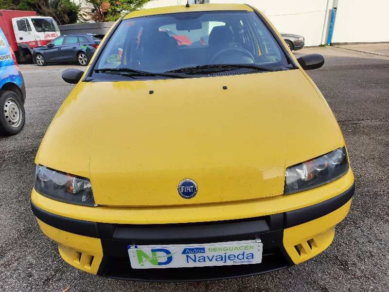 fiat punto berlina (188) del año 2001