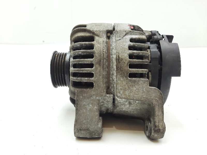 Recambio de alternador para opel corsa d 1.2 16v cat (z 12 xep / lb4) referencia OEM IAM 0124325171 13222930 