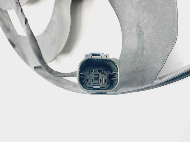 Recambio de electroventilador para mini one m1 referencia OEM IAM 763607108  