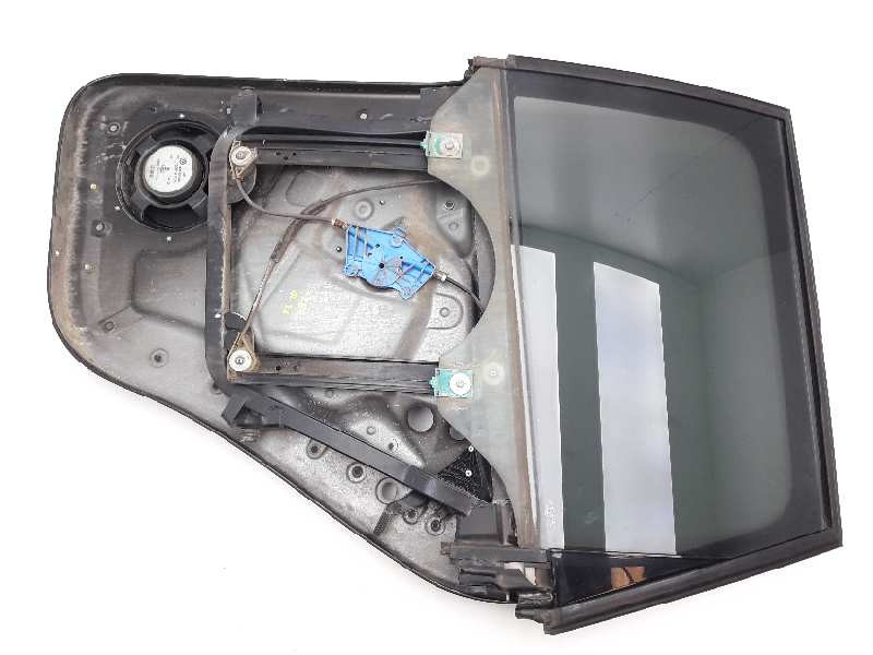 Recambio de elevalunas trasero izquierdo para volkswagen touareg (7la) tdi r5 referencia OEM IAM L7L000062F 7E0035411A 7L0839015