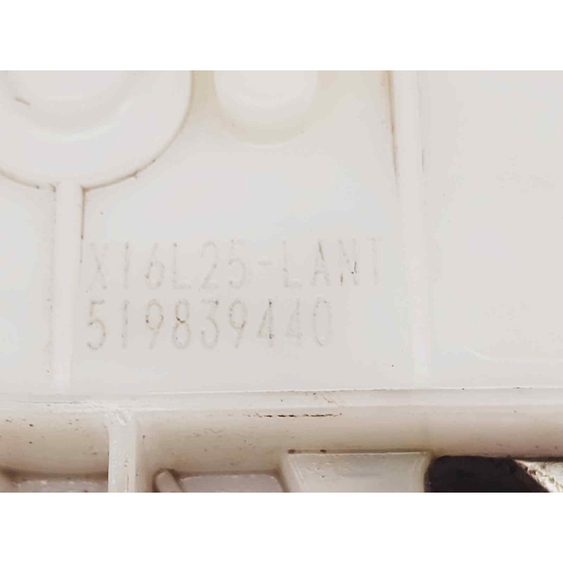 Recambio de cerradura puerta delantera derecha para fiat tipo ii 356 berlina referencia OEM IAM 519839440  