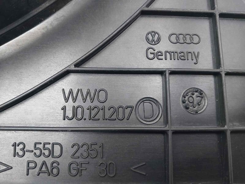 Recambio de electroventilador para volkswagen golf iv berlina (1j1) básico referencia OEM IAM 1K0121207 1K0121207D 