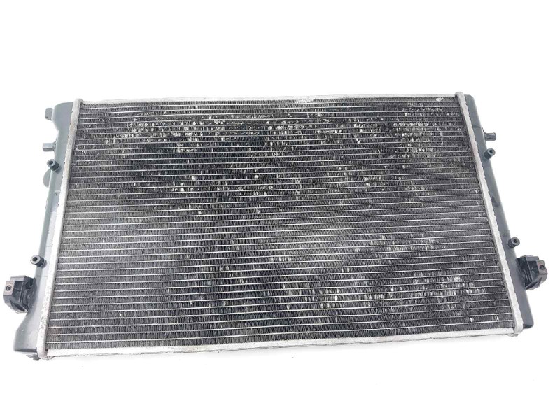 Recambio de radiador agua para toyota auris hybrid business referencia OEM IAM   