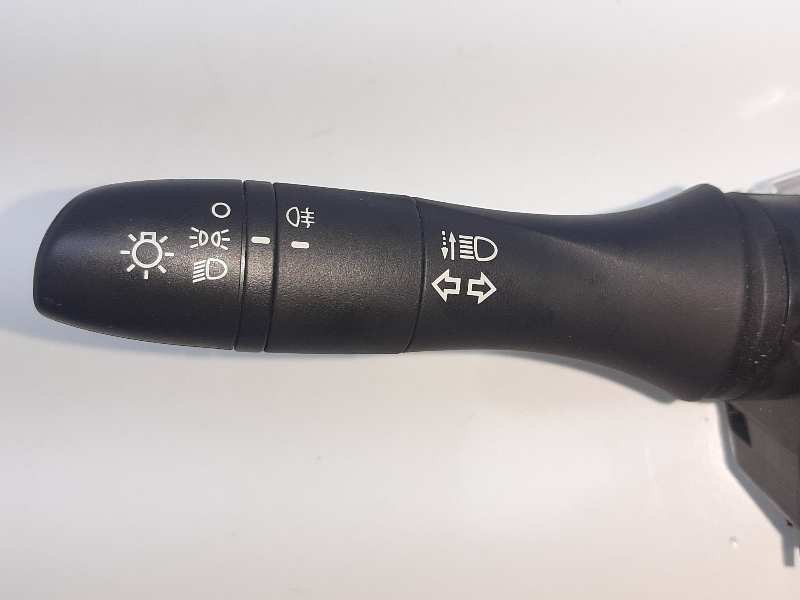 Recambio de mando luces para nissan pulsar (c13) tekna referencia OEM IAM 17626SN1 0J17626SN1 255604EA4A