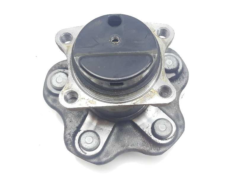 Recambio de buje para nissan pulsar (c13) tekna referencia OEM IAM 432023ZL0A  