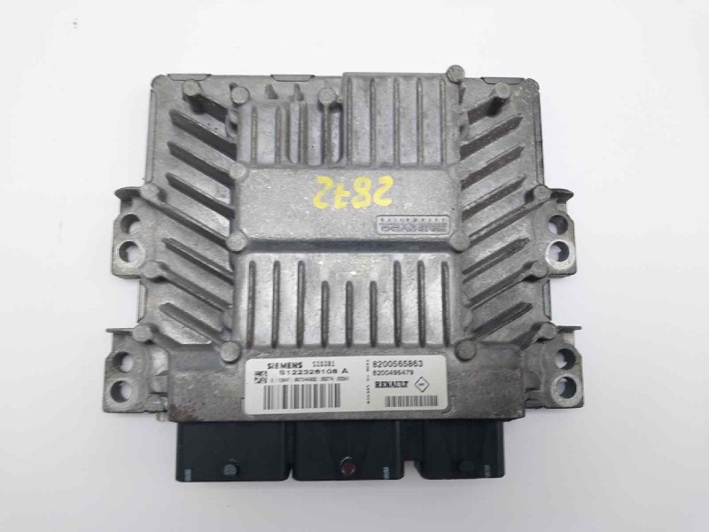 Recambio de centralita motor uce para renault scenic ii dynamique referencia OEM IAM 8200565863 8200495479 S122326108A
