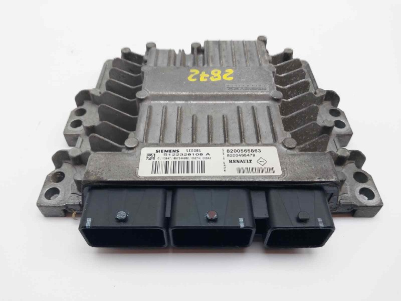 Recambio de centralita motor uce para renault scenic ii dynamique referencia OEM IAM 8200565863 8200495479 S122326108A