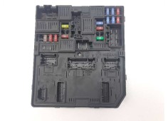 Recambio de caja reles / fusibles para nissan pulsar (c13) tekna referencia OEM IAM 284B75NA05 58C313F03 