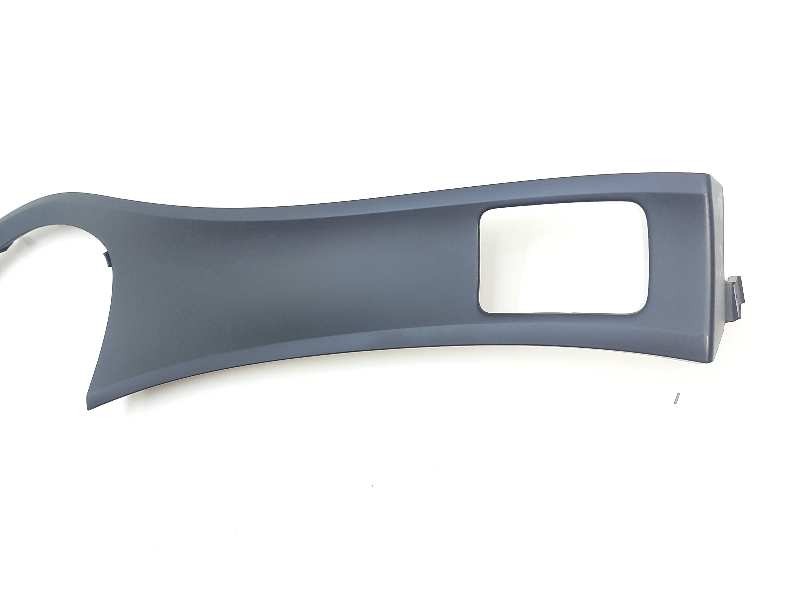 Recambio de molduras delanteras para nissan pulsar (c13) tekna referencia OEM IAM 684113ZL1B  