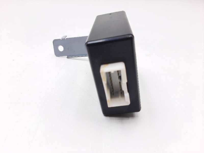 Recambio de modulo confort para hyundai i30 comfort referencia OEM IAM 952102L000  