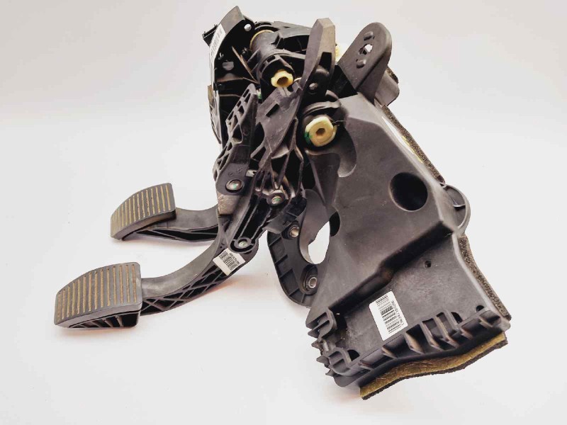 Recambio de pedal embrague para fiat tipo ii 356 berlina referencia OEM IAM 2583561045  