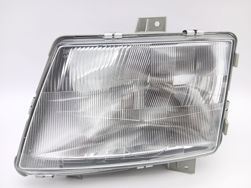 Recambio de faro izquierdo para mercedes-benz vito autobús (w638) 108 d 2.3 (638.164) referencia OEM IAM 11508501  