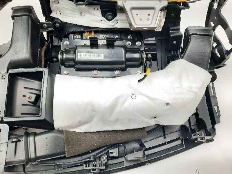 Recambio de kit airbag para hyundai i30 comfort referencia OEM IAM 847112H000  