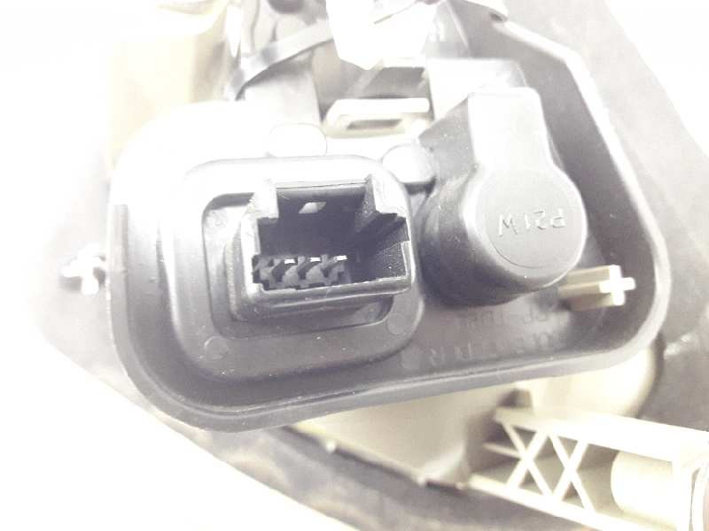 Recambio de piloto trasero derecho para renault fluence dynamique referencia OEM IAM 265500038R  