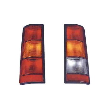 PILOTO TRASERO DERECHO 16803522 