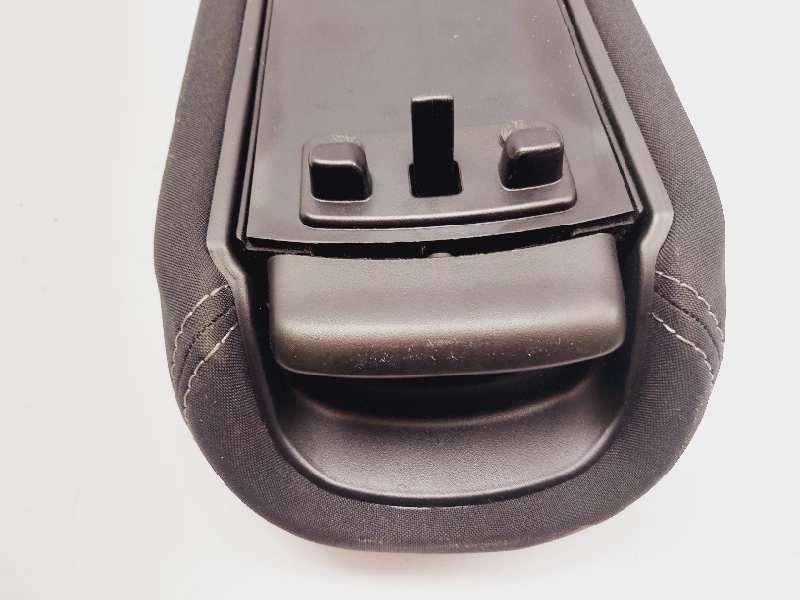 Recambio de apoyabrazos central para fiat tipo ii 356 berlina referencia OEM IAM 7356384040E 52025921 