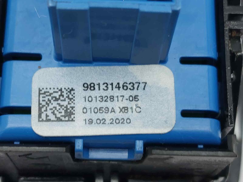 Recambio de interruptor para citroen c5 aircross feel referencia OEM IAM 9813146377  