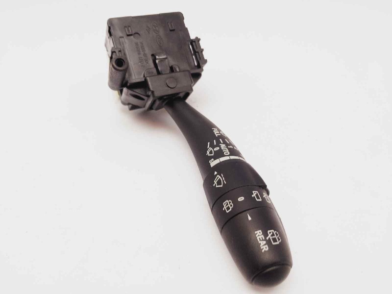 Recambio de mando limpia para kia cee´d active referencia OEM IAM 934201H300  