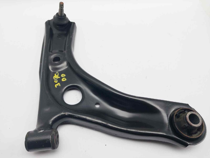 Recambio de brazo suspension inferior delantero derecho para peugeot 108 1.0 referencia OEM IAM B000770180  