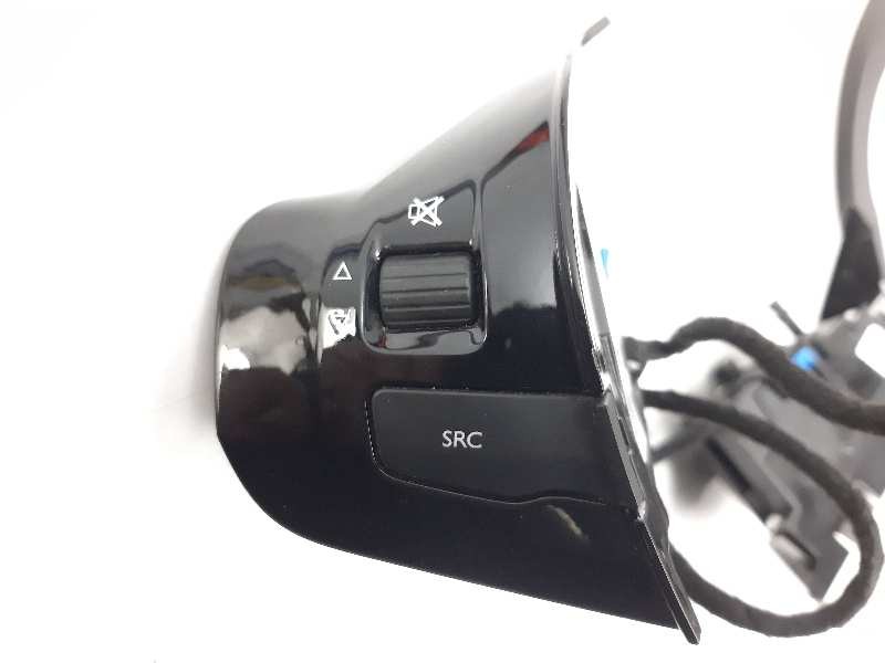 Recambio de mando multifuncion para peugeot 308 style referencia OEM IAM 86758B03  