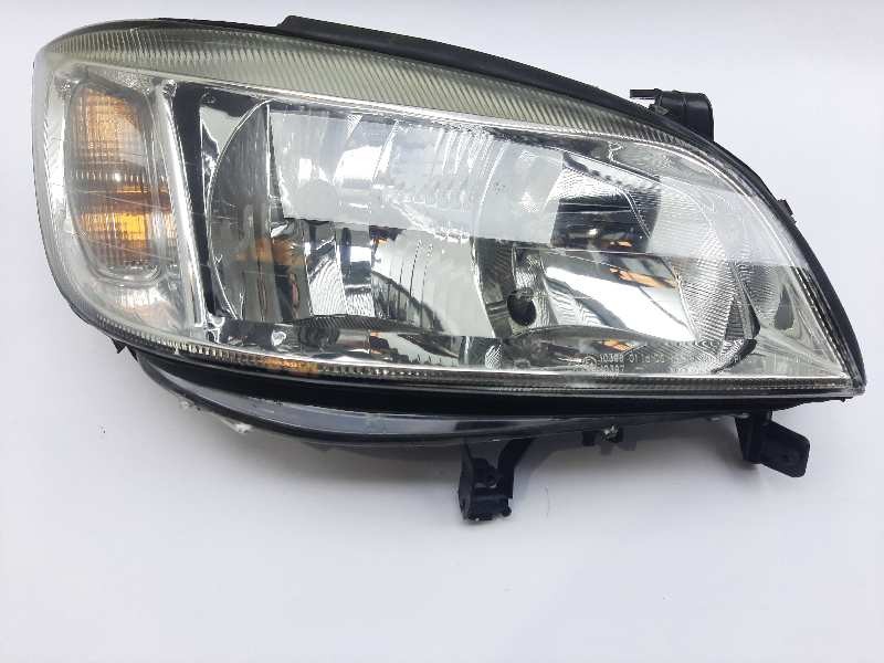 Recambio de faro derecho para opel zafira a club referencia OEM IAM 1216276 4421122R 11536502