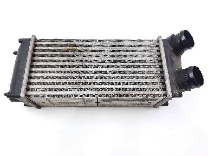 Recambio de intercooler para citroen c4 coupe vtr referencia OEM IAM 9648551880  