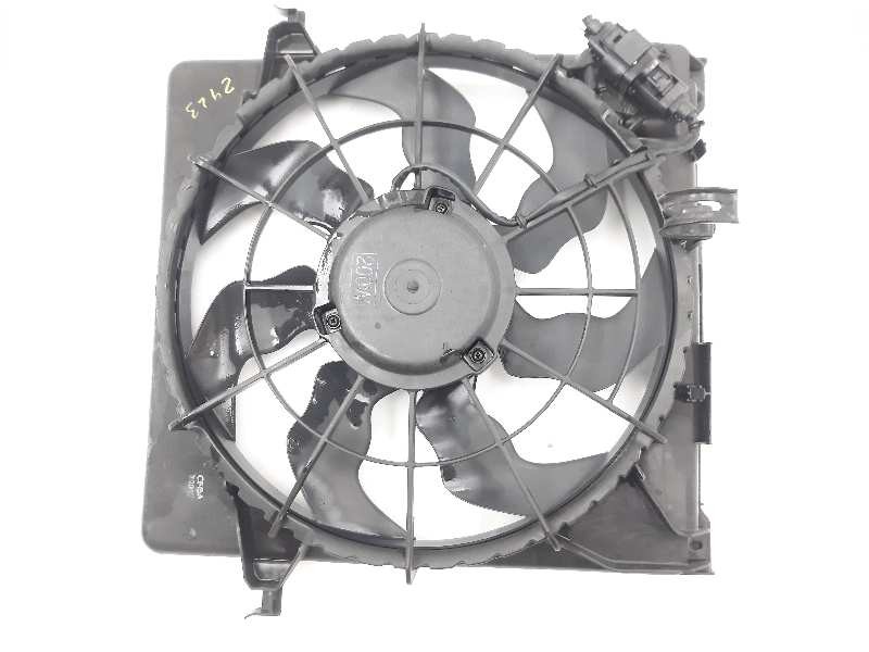 Recambio de electroventilador para hyundai i30 comfort referencia OEM IAM 253802H600  