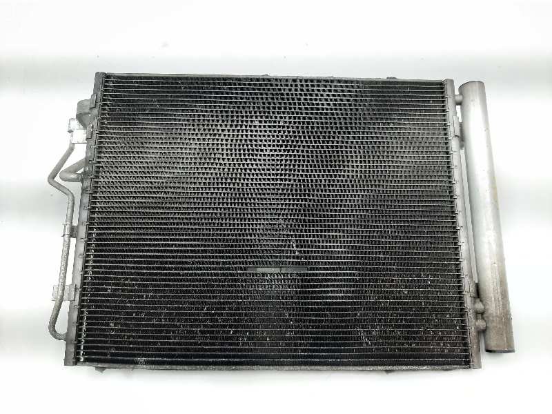 Recambio de condensador / radiador aire acondicionado para hyundai i30 comfort referencia OEM IAM 976062L600  
