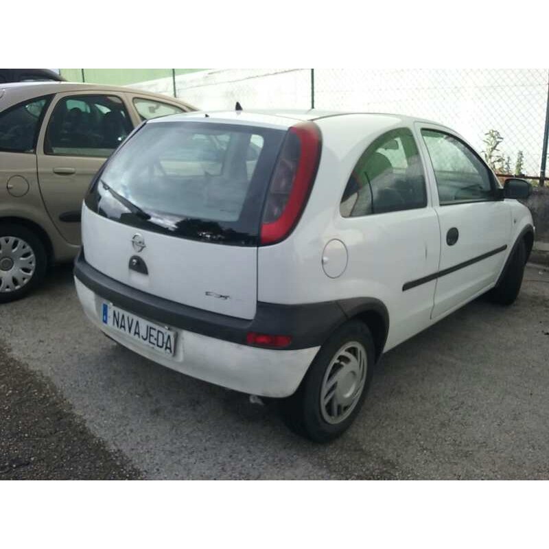 opel corsa c del año 2001