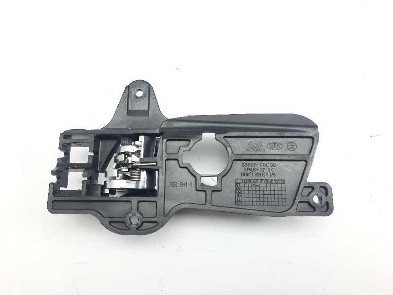 Recambio de maneta interior trasera derecha para hyundai i30 comfort referencia OEM IAM 83623FD000  