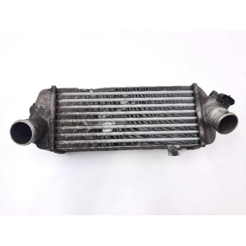 Recambio de intercooler para hyundai i20 comfort referencia OEM IAM 282712A700  