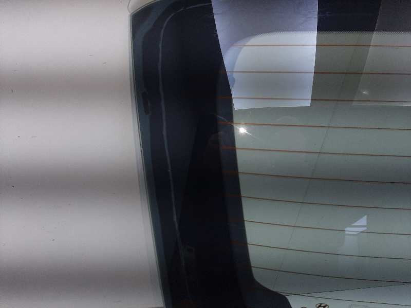 Recambio de porton trasero para hyundai i30 comfort referencia OEM IAM 737002L010  