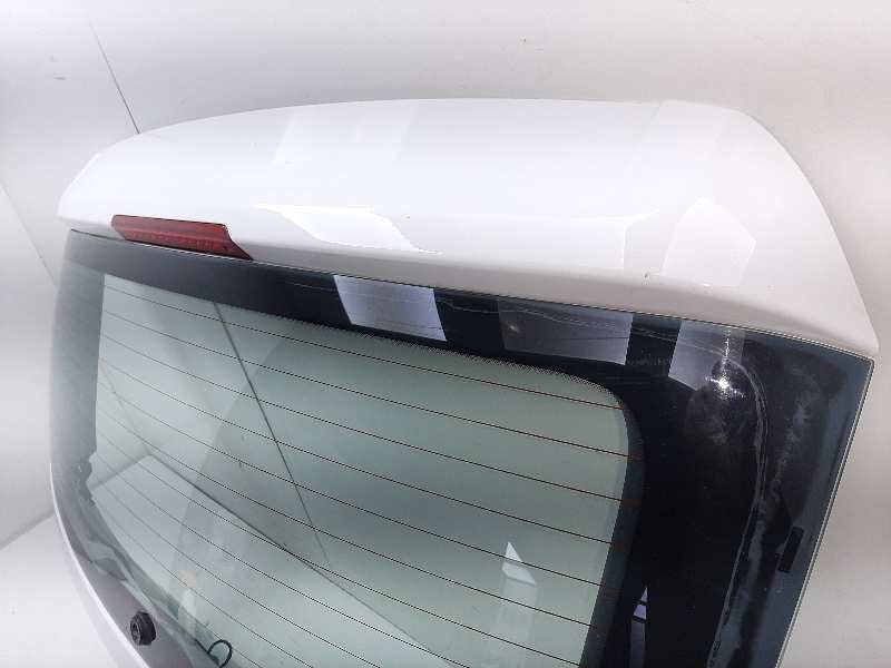 Recambio de porton trasero para hyundai i30 comfort referencia OEM IAM 737002L010  