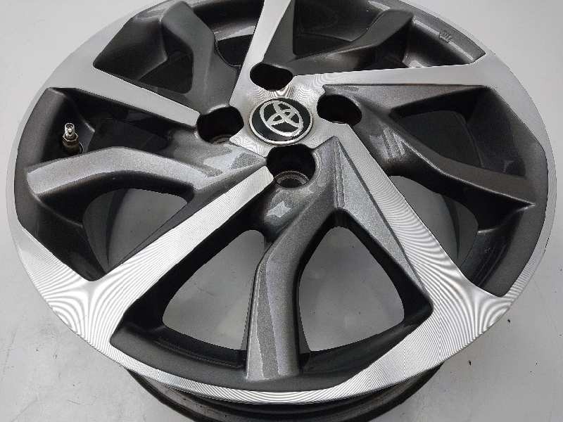 Recambio de llanta para toyota yaris hybrid referencia OEM IAM 426110DG80  