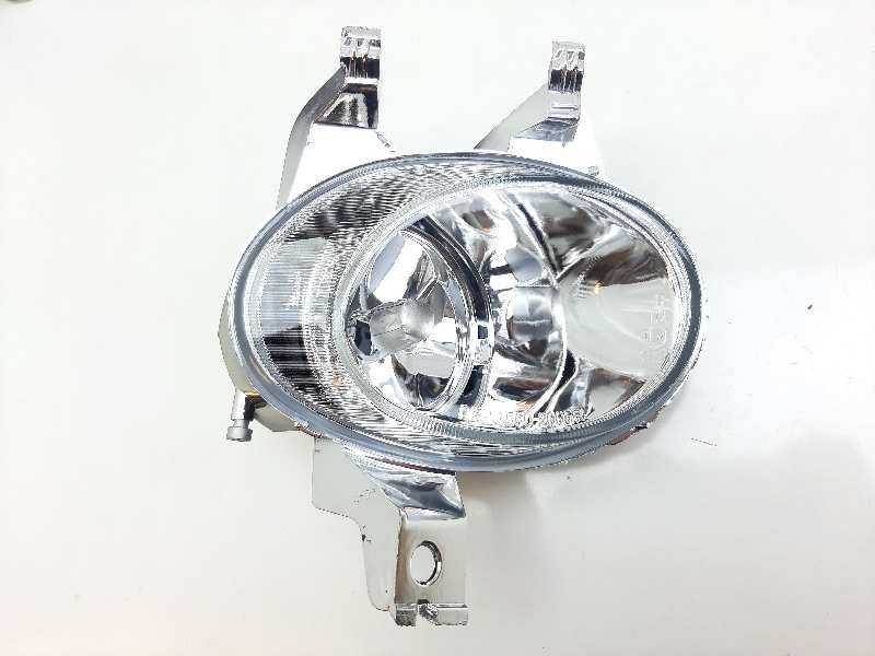 Recambio de faro antiniebla derecho para peugeot 206 berlina referencia OEM IAM 13544072 6205T1 
