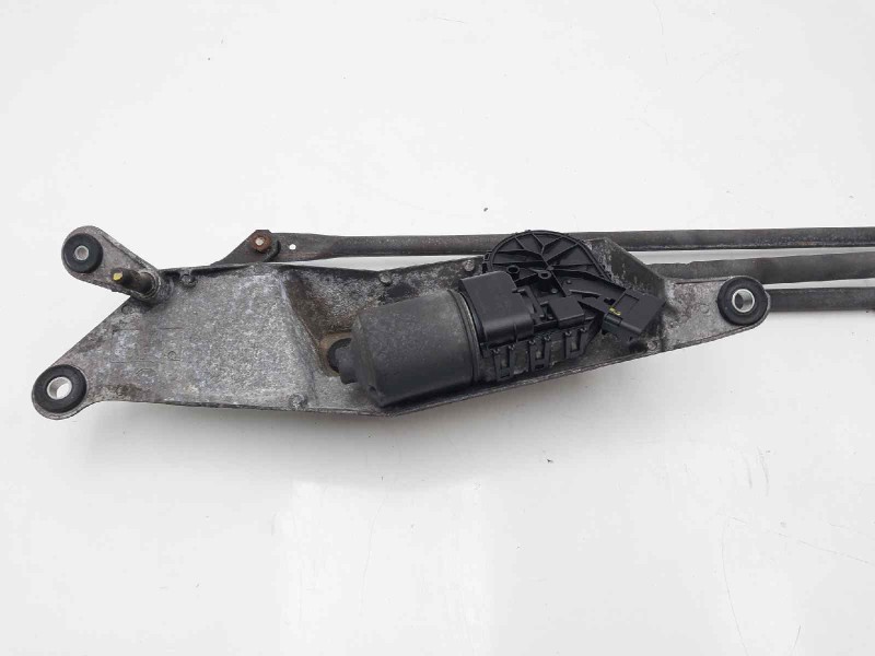 Recambio de motor limpia delantero para renault modus authentique referencia OEM IAM 0390241777  