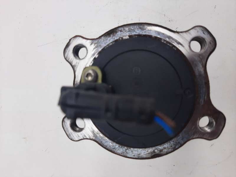 Recambio de buje para ford grand c-max titanium referencia OEM IAM   