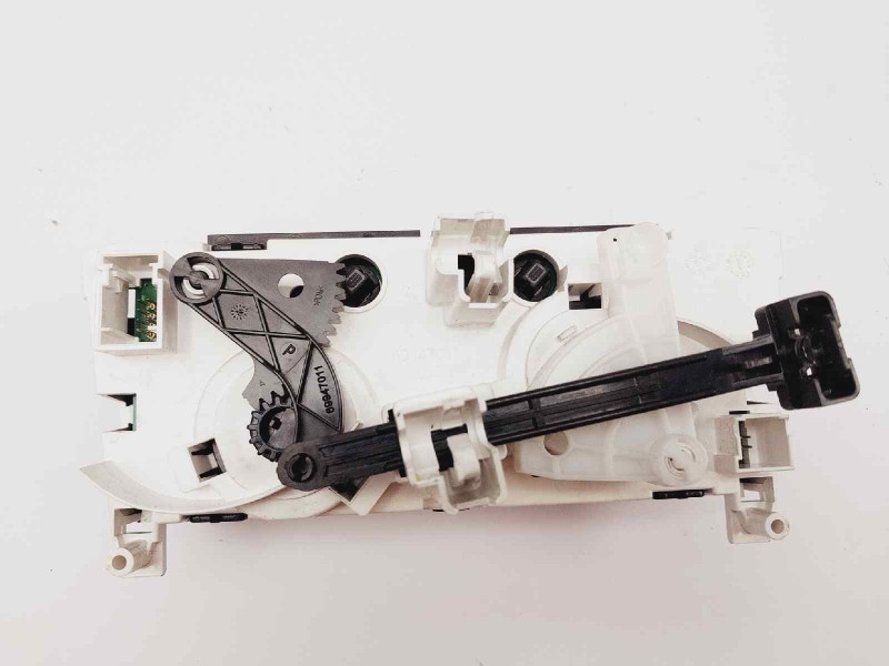 Recambio de mando calefaccion / aire acondicionado para peugeot 308 confort referencia OEM IAM T1000220K 69940002 
