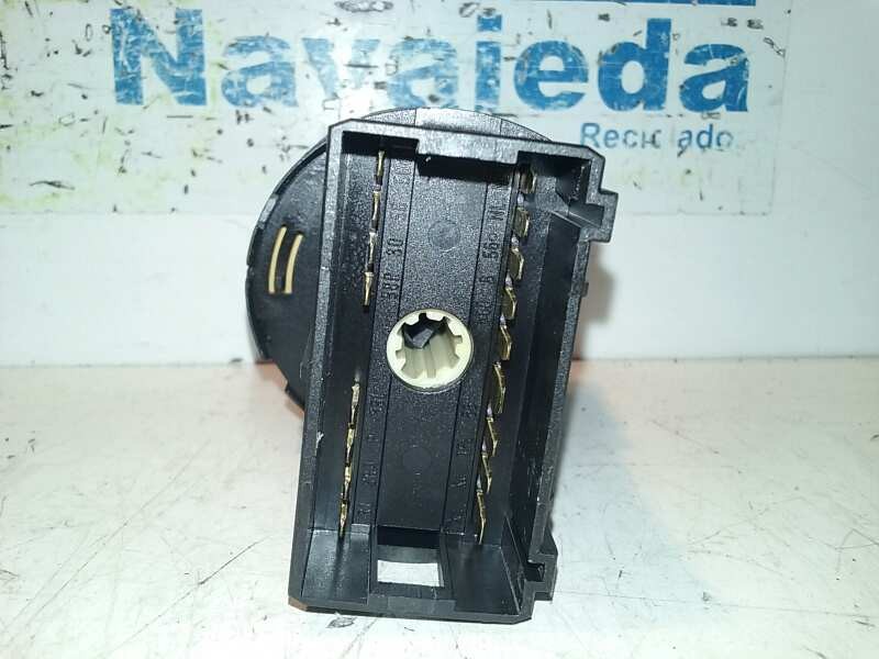 Recambio de mando luces para volkswagen polo (9n1) trendline referencia OEM IAM 6Q0941531 6Q0941531 