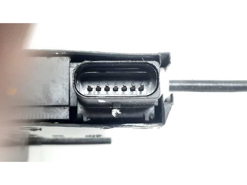 Recambio de cerradura puerta trasera izquierda para peugeot 308 allure referencia OEM IAM 9807954880  