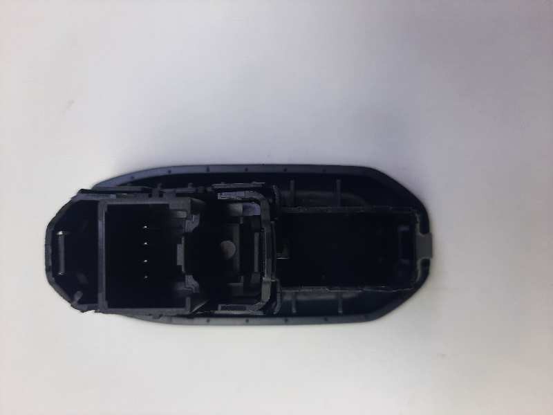 Recambio de mando elevalunas trasero derecho para ford grand c-max titanium referencia OEM IAM BM5T14529AB  