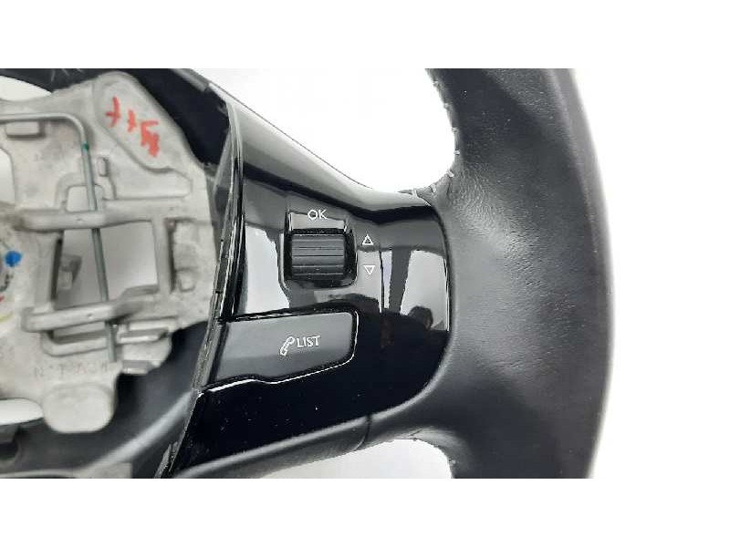 Recambio de volante para peugeot 308 allure referencia OEM IAM 86758B03 619138220C 98084115XU