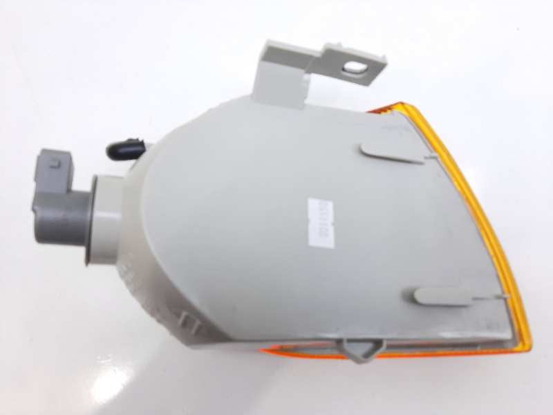 Recambio de piloto delantero izquierdo para volkswagen polo berlina (6n1) referencia OEM IAM 14913821 6N0953041B 