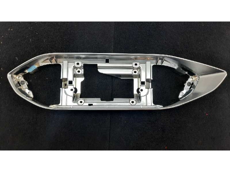 Recambio de moldura para peugeot 308 allure referencia OEM IAM 98075499VV  