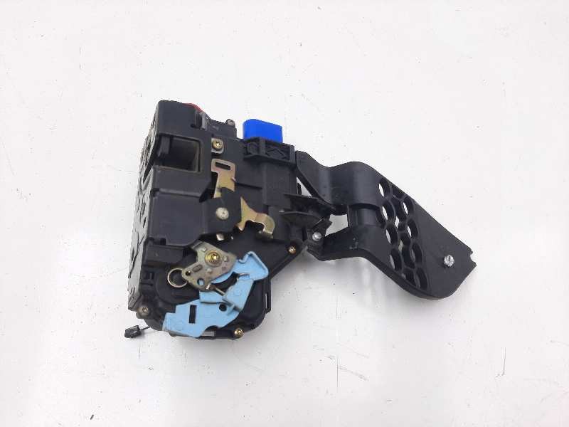 Recambio de cerradura puerta delantera derecha para volkswagen touareg (7la) tdi r5 referencia OEM IAM 3D2837016 991563101 